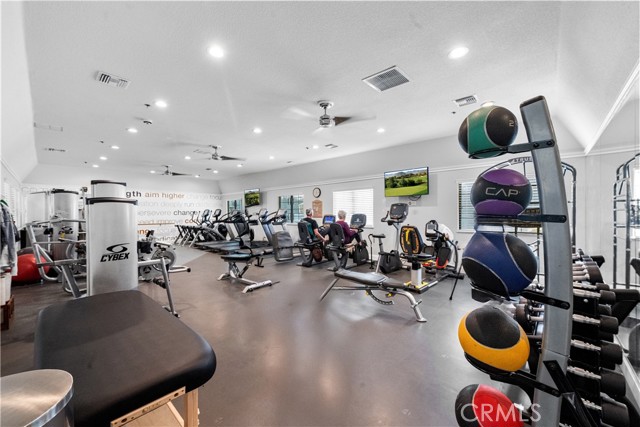 40376 Via Estrada, Murrieta CA: https://media.crmls.org/medias/29cdfab7-5c3a-4570-92a1-838ea2d97c4f.jpg