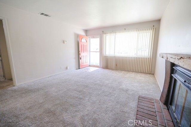 Detail Gallery Image 6 of 24 For 6623 Lessie Ln, Riverside,  CA 92503 - 3 Beds | 1 Baths