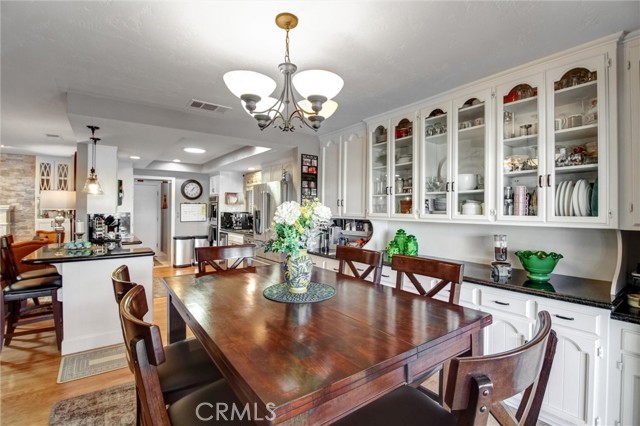 Image 26 of 75 For 22637 Cascade