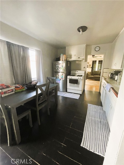 Detail Gallery Image 6 of 16 For 9603 Homebrook, Pico Rivera,  CA 90660 - 4 Beds | 2 Baths