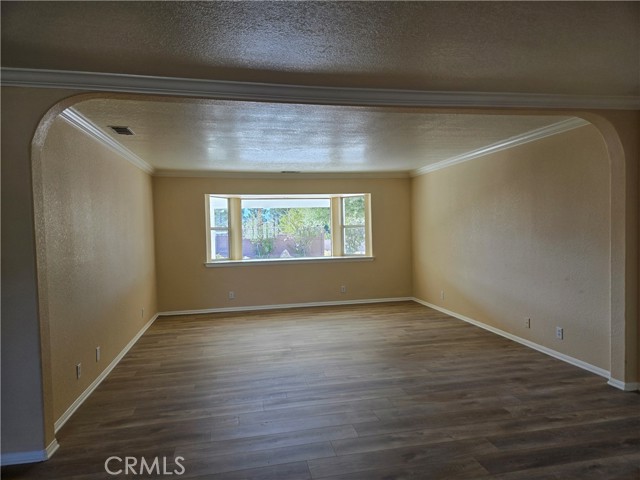 Detail Gallery Image 18 of 19 For 19345 Oneida Rd, Apple Valley,  CA 92307 - 4 Beds | 3/1 Baths