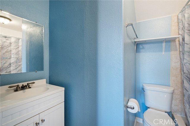 Detail Gallery Image 13 of 23 For 15080 Birdie Ln, Helendale,  CA 92342 - 3 Beds | 2/1 Baths