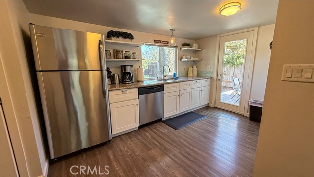 Detail Gallery Image 7 of 33 For 1712 Pine Street, Paso Robles,  CA 93446 - 3 Beds | 2 Baths