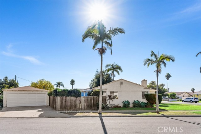 Detail Gallery Image 2 of 41 For 3616 Magnolia Ave, Long Beach,  CA 90806 - 3 Beds | 1 Baths