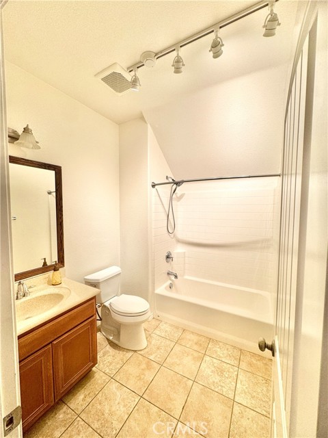 Detail Gallery Image 10 of 35 For 26294 Norma Jean, Murrieta,  CA 92563 - 4 Beds | 3 Baths