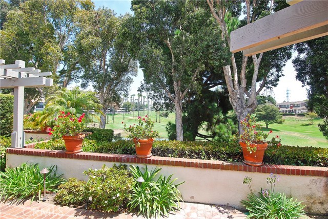 28 Fairway Drive, Manhattan Beach CA: https://media.crmls.org/medias/29d0356c-26e2-44d9-b26d-dc7a47b3636a.jpg