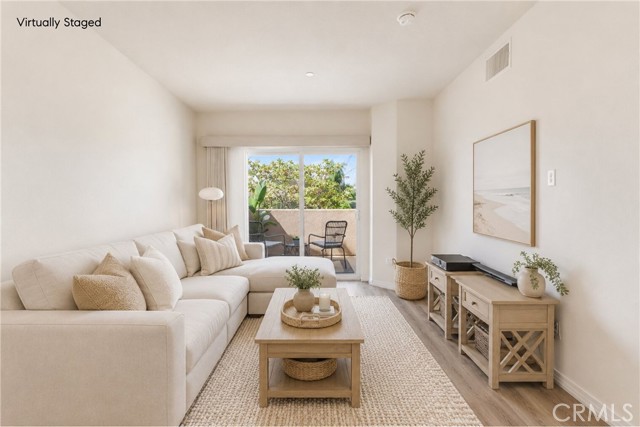 2750 Artesia, Redondo Beach, California 90278, 2 Bedrooms Bedrooms, 0 ,2 BathroomsBathrooms,Residential,For Sale,Artesia,0,SB26079448