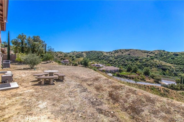 Detail Gallery Image 63 of 69 For 2136 Horse Trail Dr, Redlands,  CA 92373 - 4 Beds | 3/1 Baths