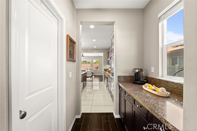 Detail Gallery Image 12 of 42 For 35069 Painted Rock, Winchester,  CA 92596 - 4 Beds | 3 Baths