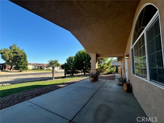 Detail Gallery Image 2 of 49 For 7054 El Cajon Dr, Hesperia,  CA 92345 - 4 Beds | 3 Baths