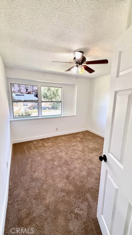 Detail Gallery Image 30 of 34 For 134 W Broadbent, Riverside,  CA 92507 - 4 Beds | 3 Baths