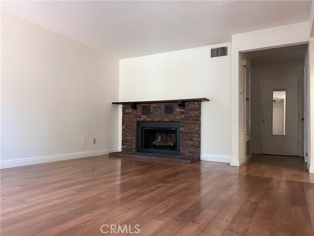 Detail Gallery Image 14 of 29 For 930 N Redding Way #D,  Upland,  CA 91768 - 3 Beds | 2/1 Baths