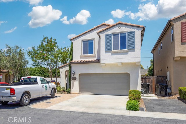 13450 Prosperity Place, Garden Grove CA: https://media.crmls.org/medias/29d2b9e0-9577-464a-86c6-3504ba5d71ce.jpg
