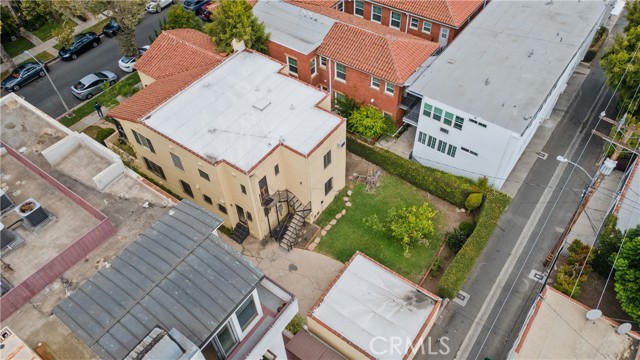 Detail Gallery Image 4 of 51 For 138 N Swall Dr, Beverly Hills,  CA 90211 - – Beds | – Baths
