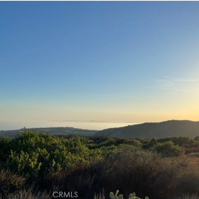 3 observatory, Newport Coast CA: https://media.crmls.org/medias/29d3bc4d-686c-4297-8ca9-ac3cd473f93a.jpg
