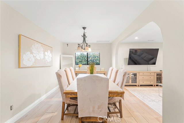 Detail Gallery Image 10 of 33 For 7590 Kemspter, Fontana,  CA 92336 - 4 Beds | 2 Baths