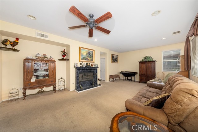 Detail Gallery Image 18 of 40 For 29963 Fox Creek Dr, Menifee,  CA 92586 - 5 Beds | 3 Baths