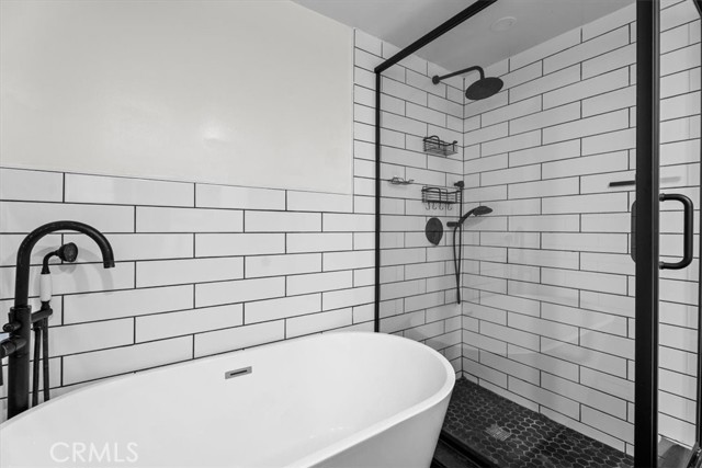 Detail Gallery Image 17 of 25 For 6752 Hillpark #303,  Los Angeles,  CA 90068 - 2 Beds | 2 Baths