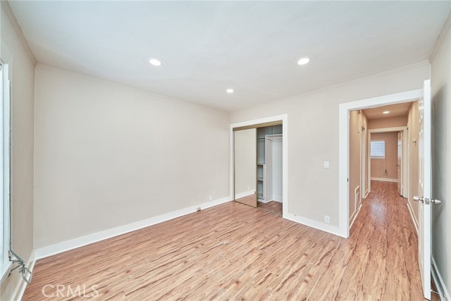 Detail Gallery Image 8 of 16 For 1329 W 37th Dr, Los Angeles,  CA 90007 - 4 Beds | 2 Baths