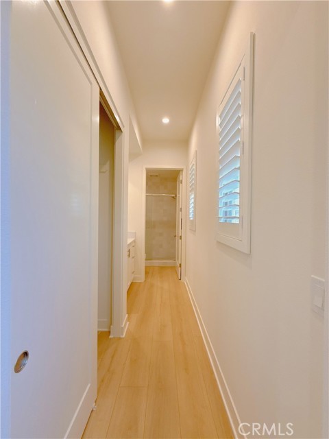 104 Bright Star, Irvine CA: https://media.crmls.org/medias/29d6e72b-3f58-446b-a7b2-5ceeee78baae.jpg