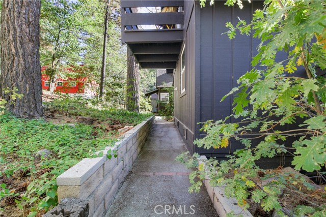 Detail Gallery Image 25 of 30 For 33020 Arrowbear Dr, Running Springs,  CA 92382 - 3 Beds | 2/1 Baths