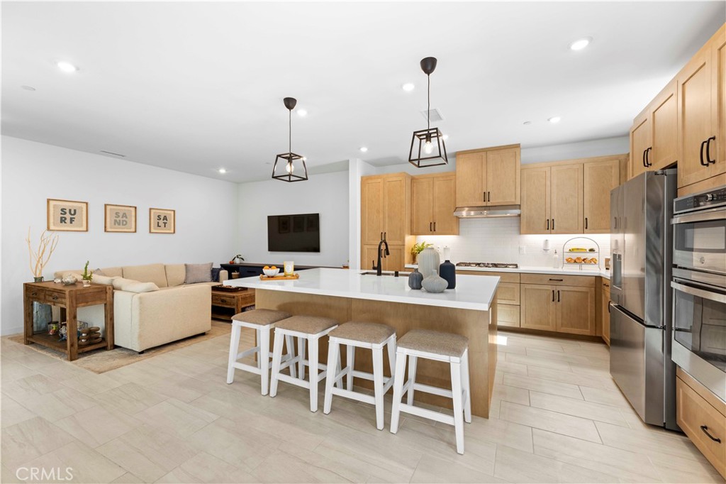 MLS #SR25228736 image #8