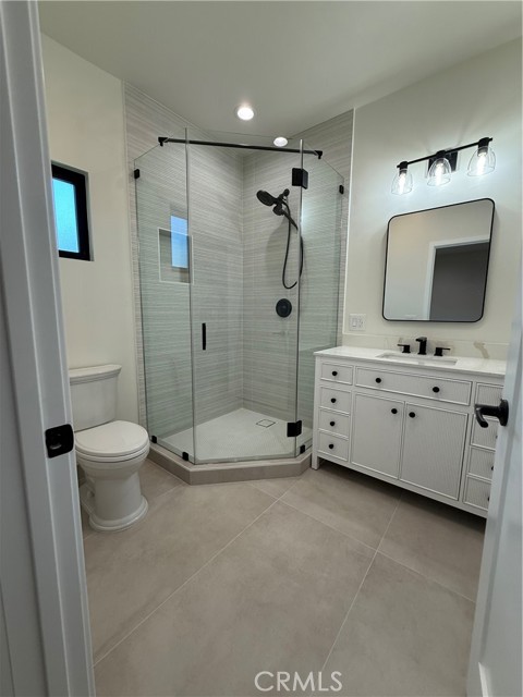 Detail Gallery Image 5 of 11 For 17449 Tribune St, Granada Hills,  CA 91344 - 3 Beds | 2 Baths