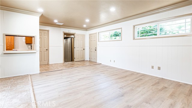 Image 11 of 35 For 5449 Fairbrook Street