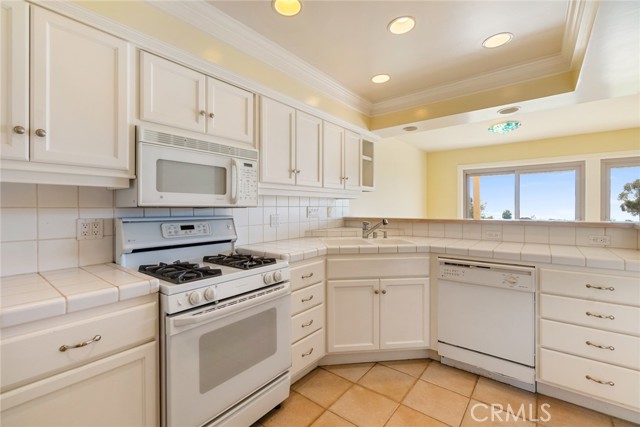 Detail Gallery Image 10 of 27 For 737 Calle Bahia, San Clemente,  CA 92672 - 2 Beds | 2 Baths