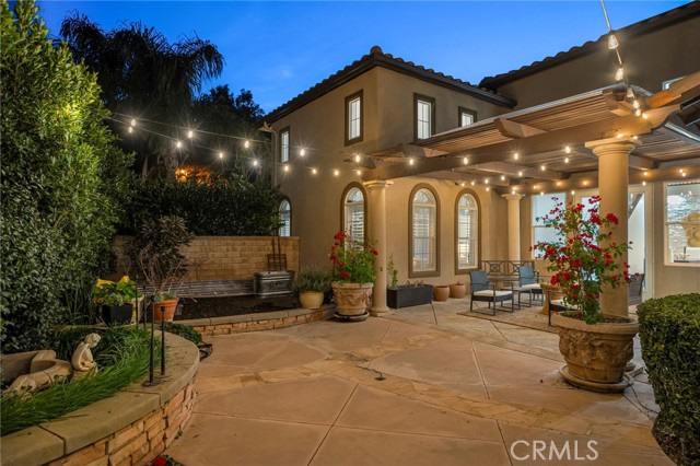 Detail Gallery Image 14 of 75 For 1561 Vandagriff Way, Corona,  CA 92883 - 4 Beds | 4 Baths