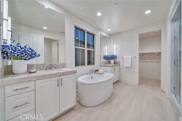 Detail Gallery Image 20 of 45 For 241 Collino, Irvine,  CA 92602 - 5 Beds | 4/1 Baths