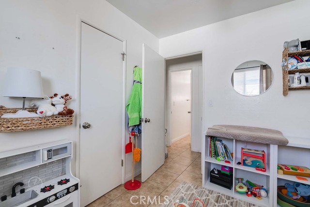Detail Gallery Image 9 of 18 For 1016 Meredith Dr, Bakersfield,  CA 93304 - 3 Beds | 1 Baths