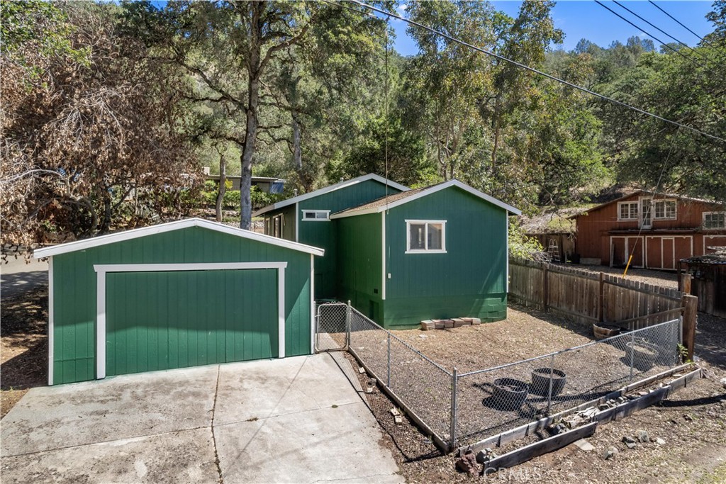 6542 Burpee Drive, Nice, CA 95464
