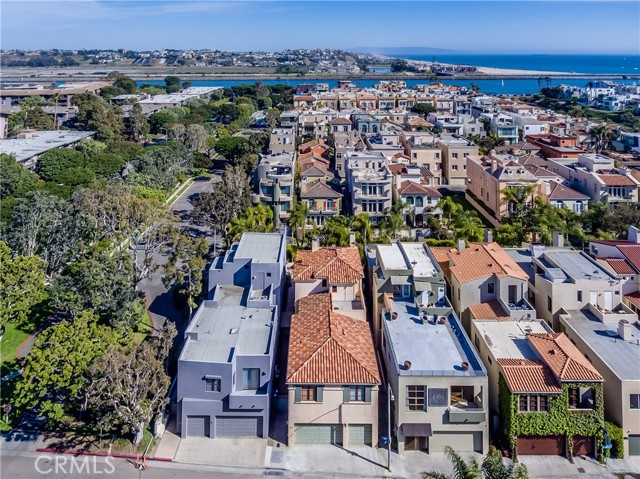 143 Union Jack Mall, Marina del Rey CA: https://media.crmls.org/medias/29dde524-eee8-4bca-a0fd-6671daa27360.jpg