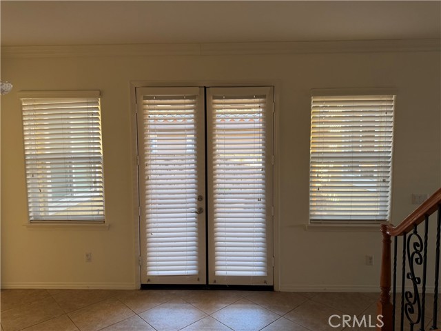 Detail Gallery Image 5 of 22 For 317 Commons Park Dr, Camarillo,  CA 93012 - 5 Beds | 3 Baths