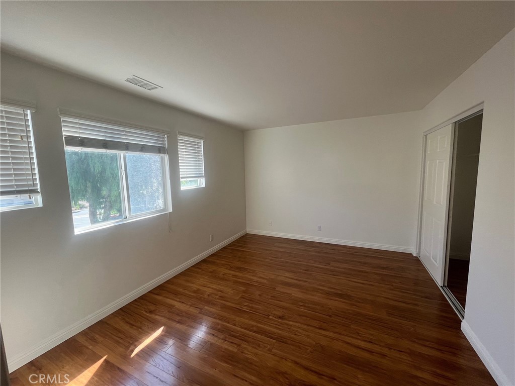 MLS #OC25257787 image #36