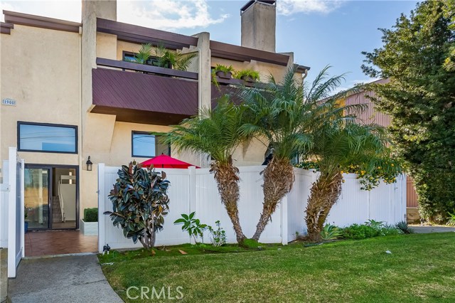 1908 Vanderbilt Ln, Redondo Beach, California 90278, 2 Bedrooms Bedrooms, ,3 BathroomsBathrooms,Residential,Sold,Vanderbilt Ln,OC20004303