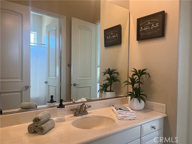 4069 Nancy Circle, Corona CA: https://media.crmls.org/medias/29deb19f-e4dc-4860-87e9-762c78521585.jpg