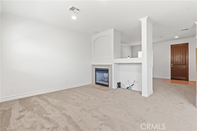 37707 Tamarind Court, Palmdale CA: https://media.crmls.org/medias/29deb26e-1be5-496d-a104-51eb344d7c98.jpg
