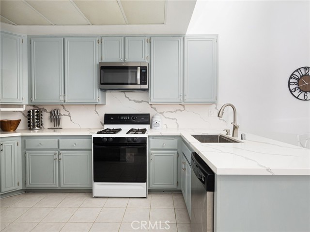 Detail Gallery Image 13 of 45 For 1450 Brett #305,  San Pedro,  CA 90732 - 2 Beds | 2 Baths