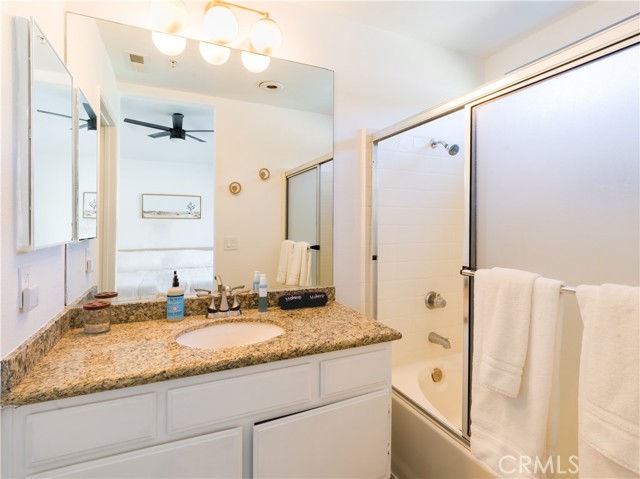 65800 Avenida Ladera, Desert Hot Springs CA: https://media.crmls.org/medias/29df1368-51f7-48f0-af33-03a870e772f9.jpg