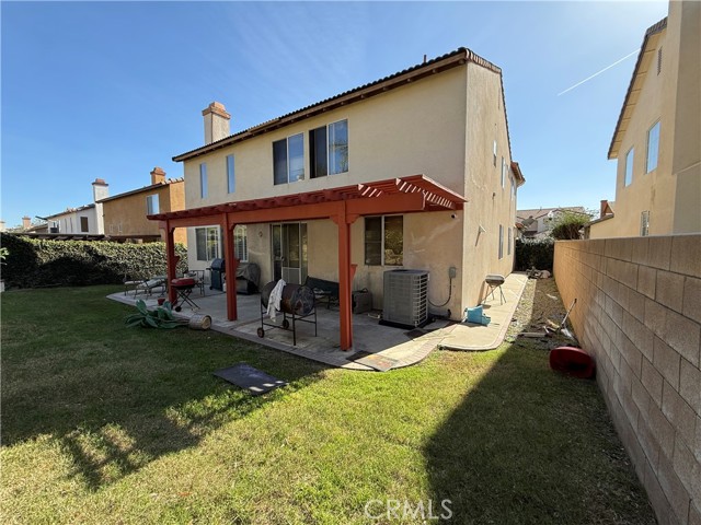 Detail Gallery Image 3 of 26 For 14852 Rosetown, Fontana,  CA 92336 - 4 Beds | 3 Baths