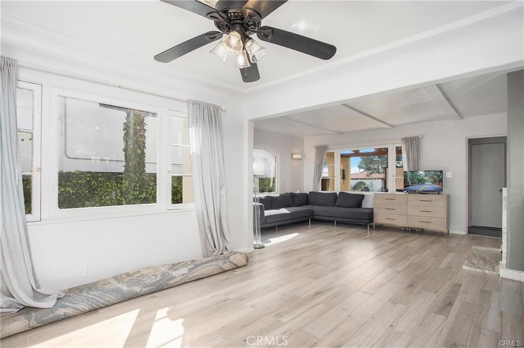 MLS #OC25238563 image #6