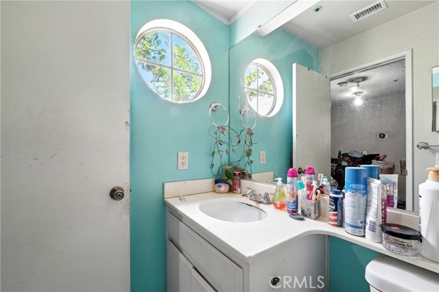 11394 Aqua Court, Fontana CA: https://media.crmls.org/medias/29e07f17-d9c8-4281-a4b7-5b21056531b6.jpg