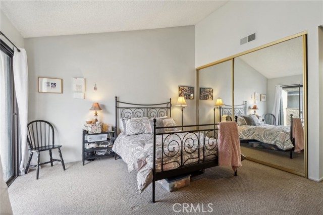 Detail Gallery Image 12 of 36 For 33 Eastern Ave #5,  Pasadena,  CA 91107 - 2 Beds | 2/1 Baths