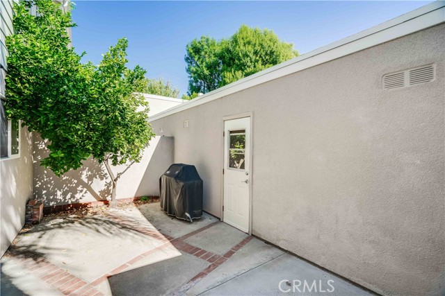 Detail Gallery Image 24 of 27 For 10220 Zelzah Ave #3,  Northridge,  CA 91325 - 2 Beds | 2/1 Baths