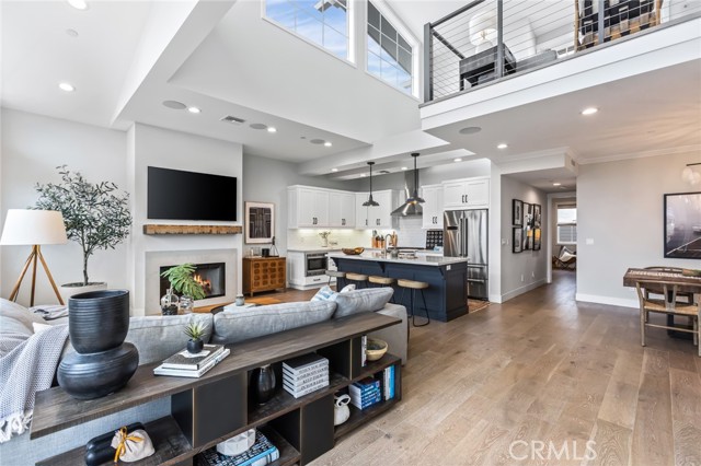 Detail Gallery Image 18 of 44 For 204 S Helberta, Redondo Beach,  CA 90277 - 4 Beds | 4 Baths