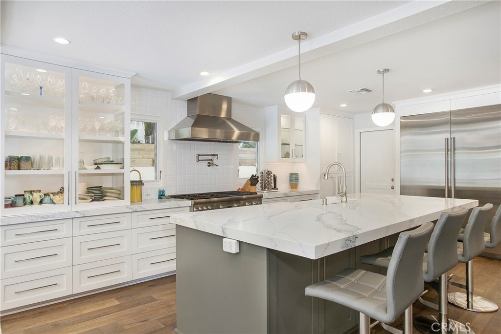 MLS #OC25163421 img 11