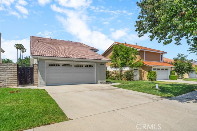 19735 Blythe Street, Winnetka CA: https://media.crmls.org/medias/29e4940e-da9b-4ea9-b93f-fd3236b99a0d.jpg