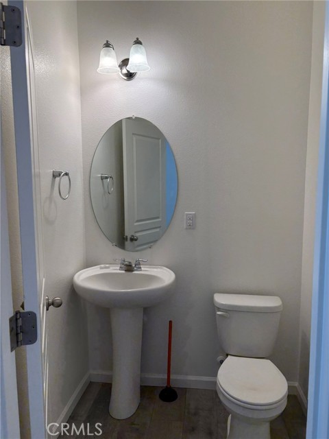 Detail Gallery Image 9 of 24 For 70 Drake St, Madera,  CA 93638 - 4 Beds | 2/1 Baths